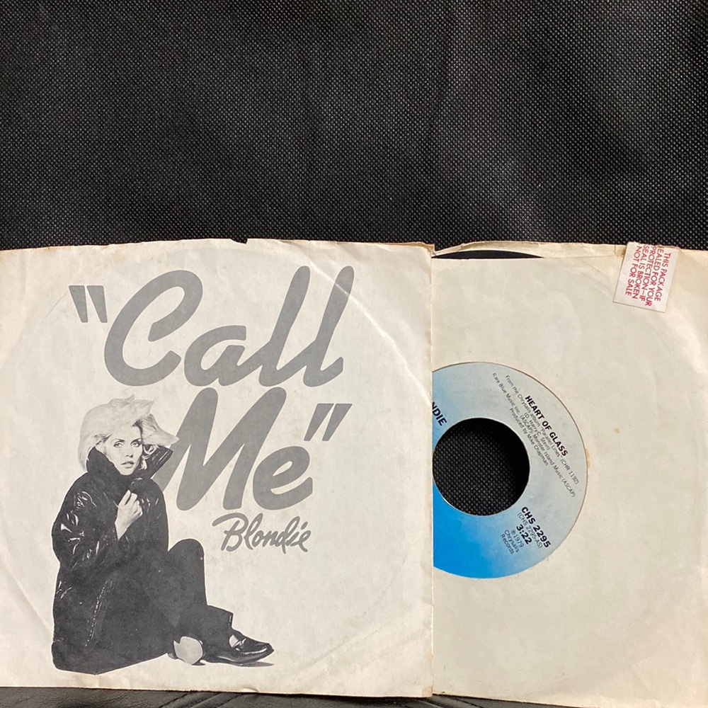 Lot of 2 45 RPM vinyl records from the 80’s-Blonde “Call Me” & “Heart of Glass”